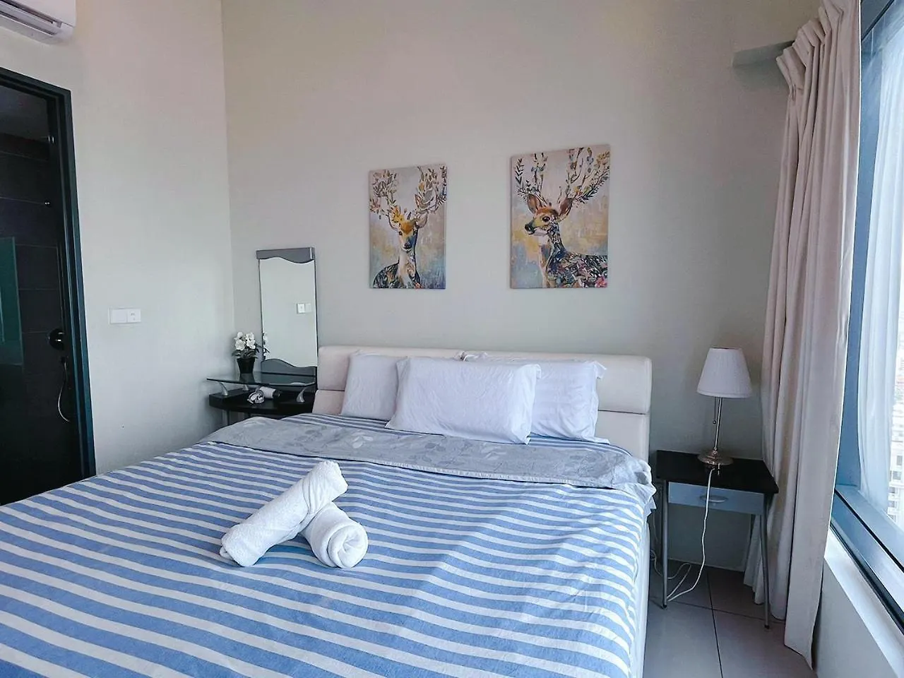 Tropicana 218 Macalister By Yuelai Inn George Town Apartment